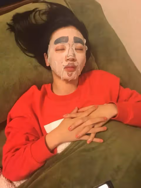 美到一哭成名!日本清新美女「17歲仙女式哭泣」紅遍全國 4年後近照「甜美系空靈笑容」迷倒百萬人❤️