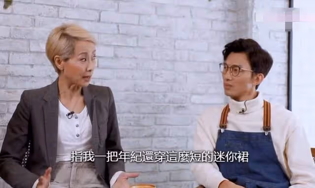 59歲「許仙」葉童罕曬近況!彈吉他動作僵硬,瘦骨嶙峋狀態引擔憂