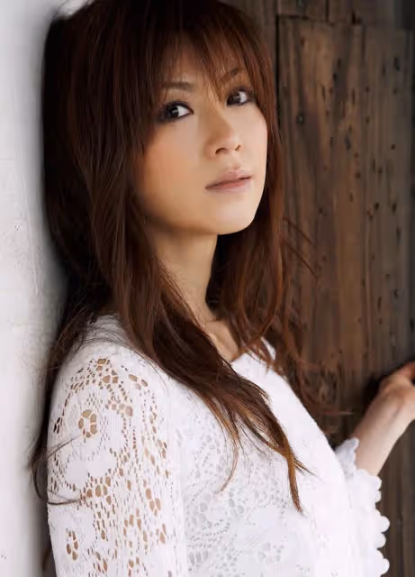 永遠的美少年柏原崇，有過一次失敗的婚姻，如今戀愛12年還沒結婚