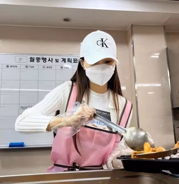 網紅宋智雅消失數月後傳出夜店照再成輿論焦點,地點Burning Sun