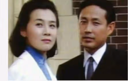她因患重病去世,留下了一個2歲的兒子,如今成陳道明終生的痛