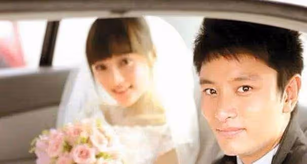 賈乃亮被曝戀愛了,女方還是白富美,家裡開了好幾家娛樂公司