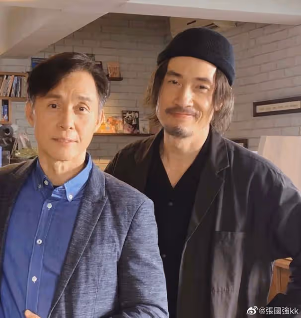 期待！TVB又一部警匪片殺青，視帝挑戰大毒梟，造型不修邊幅