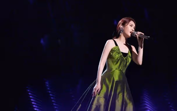 【聲生不息】葉蒨文率三代唱《談情說愛》　楊丞琳見到偶像「情難自禁」