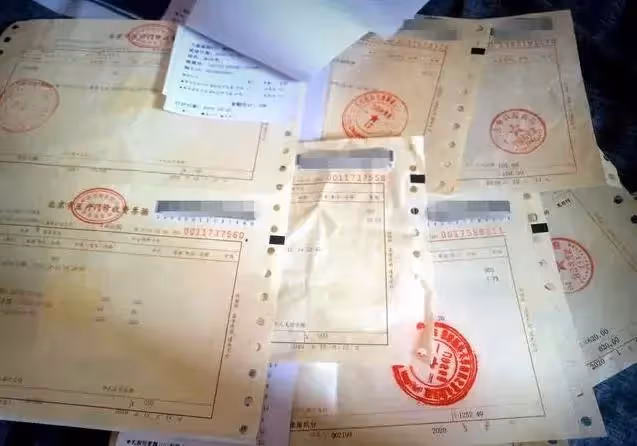 2歲男童患重病,臉頰腫大如嬰兒頭。媽媽:沒有錢就只能等死嗎?