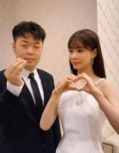 沈夢辰33歲生日,杜海濤曬合照大秀恩愛,婚後4個月瘦了不少