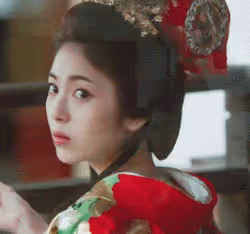 演技逆天,從小美到大的00後小花,卻因身材被罵