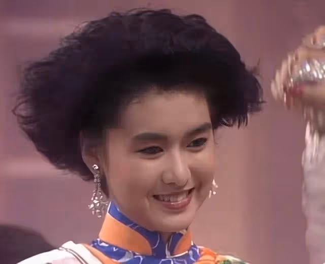 突發!香港知名女星95歲母親離世,為轉運兩次改名至今仍單身