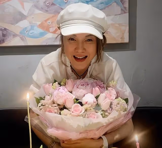 突發!香港知名女星95歲母親離世,為轉運兩次改名至今仍單身