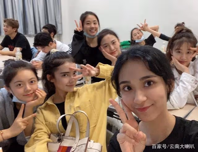起步就是《夢華錄》,19歲就簽約大公司,女演員加奈不只是幸運
