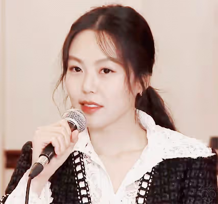她是所有韓國男人的女神,卻甘願當小三嫁57歲導演,敗盡多年名聲