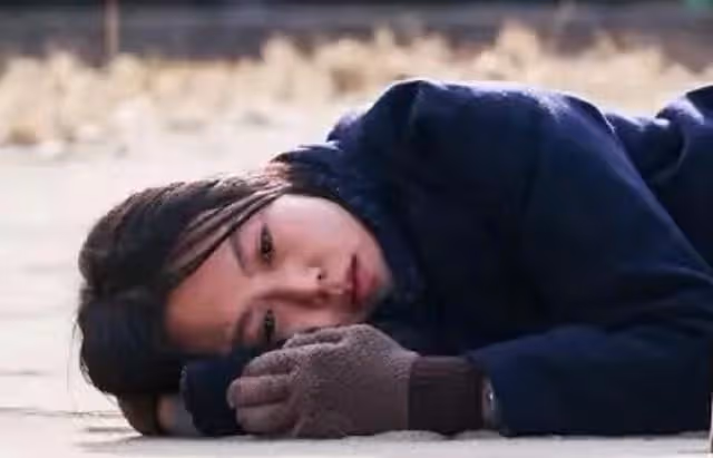 她是所有韓國男人的女神,卻甘願當小三嫁57歲導演,敗盡多年名聲