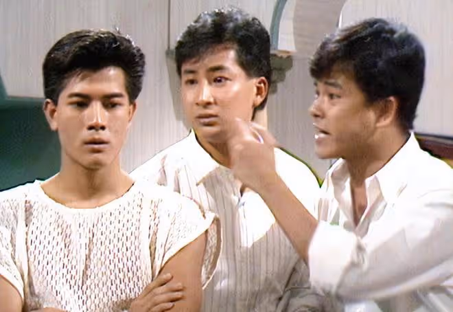 梁小冰為演員老公慶生!曾拒絕一眾富豪追求,相戀30年仍恩愛如初