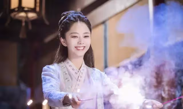 從《甄嬛傳》到《錦衣之下》:譚松韻一枚把可愛演繹到極致的姑娘