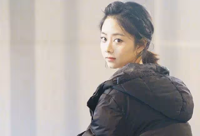 從《甄嬛傳》到《錦衣之下》:譚松韻一枚把可愛演繹到極致的姑娘