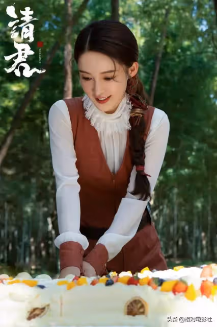 李沁3部新劇待播!搭檔任嘉倫、肖戰、陳曉,開啟霸屏模式
