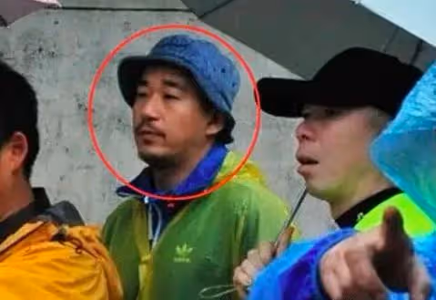 張默脾氣越發暴躁，被網友質疑直接髒字問候，事業盡毀後性情大變