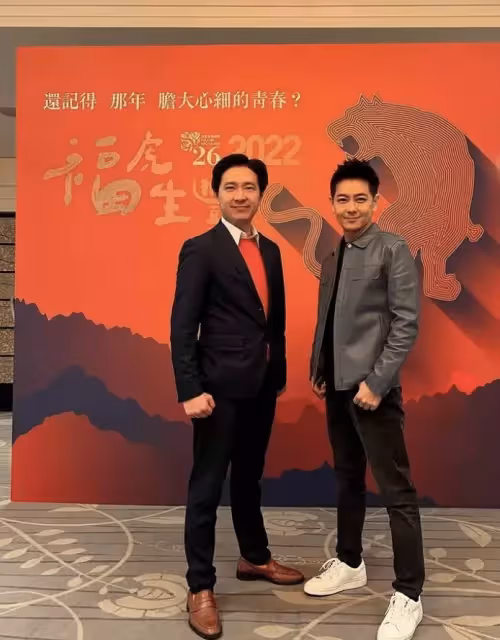 林志穎開特斯拉上班,和親弟弟合體撈金,兄弟倆有商有量感情極佳