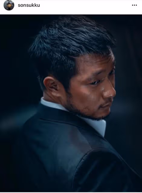 手臂比頭大的肌肉男賣萌!馬東錫《犯罪都市2》韓國票房力壓《侏羅紀世界3》