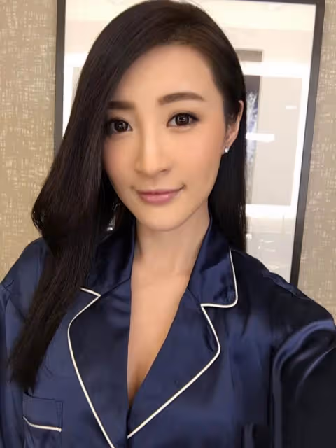再博視後?TVB知名女星半年連拍三套劇,自曝一周只睡20個小時