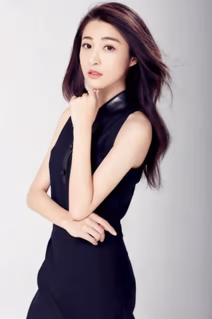 再博視後?TVB知名女星半年連拍三套劇,自曝一周只睡20個小時
