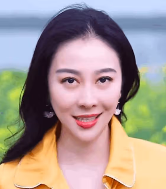葉璇整容大變臉爆上熱搜,不說名字真認不出來,氣質全無太艷俗!