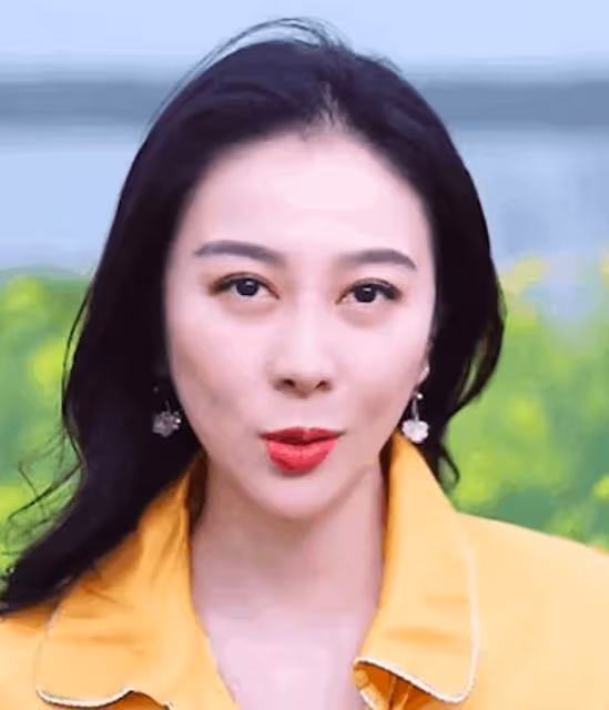 葉璇整容大變臉爆上熱搜,不說名字真認不出來,氣質全無太艷俗!