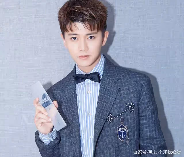 任嘉倫粉絲嘉人很執著，這輩子只粉他，不允許別人抹黑