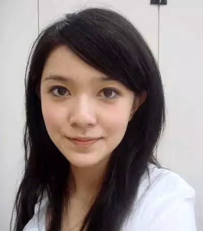 當常年留短髪的女星留起長髪:郭采潔變普通,Ella女人味十足,看到張蕓京:真是美出天際