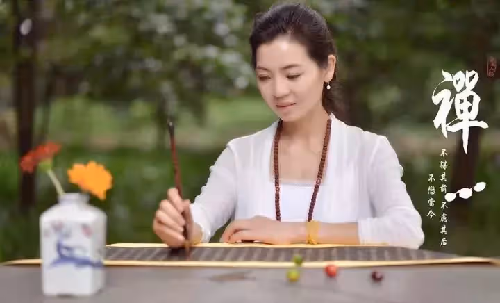 錢,靠自己賺!路,靠自己走!生活再難,也要挺住!