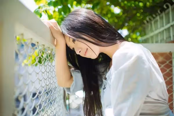 「兒子,兒媳的衣服夠穿了,你不用買」「她的衣服您都給妹妹了」