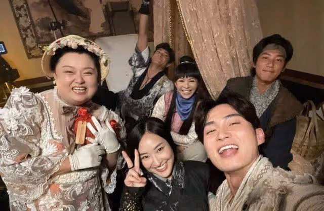 又走一個!TVB知名女星約滿離巢,在內地做吃播,體重已迫近280斤