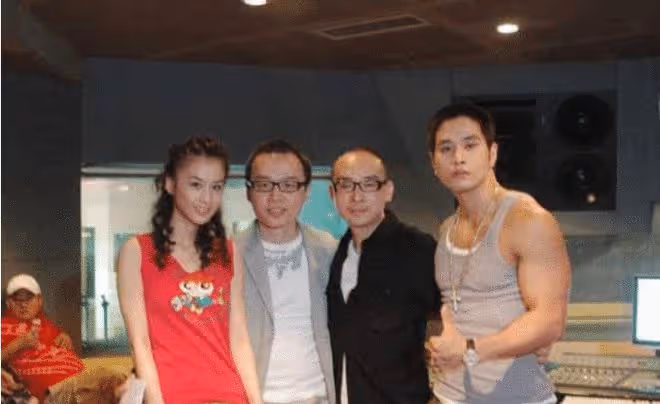 當紅時入美國國籍,被國家全方位永久封殺,一輩子無法與家人見面