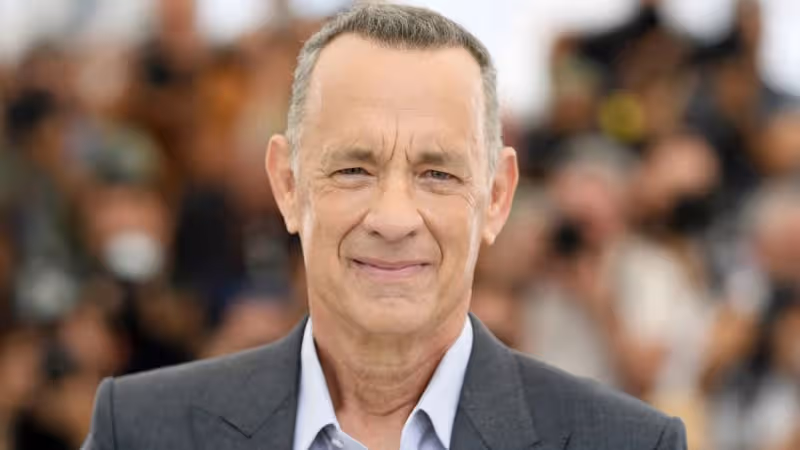 冠病後遺症？Tom Hanks暴瘦、手抖不停