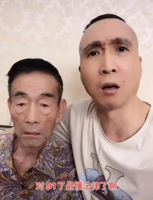 91歲楊少華怒評唐山打人事件,咬牙切齒直擺手,出言激烈罕見失態