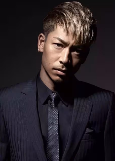 型男丨這個能抱得志玲歸的男子,到底是怎樣開啟他的逆襲之路