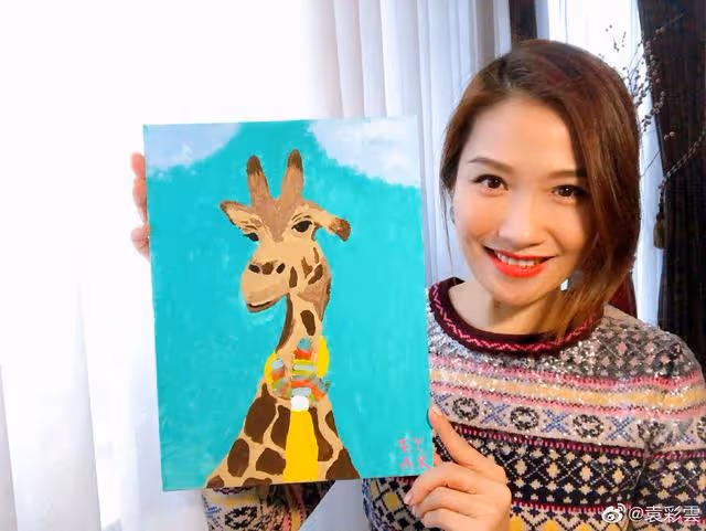 退圈13年曬近況!46歲TVB前女星分享美照,8歲女兒亮相引關注