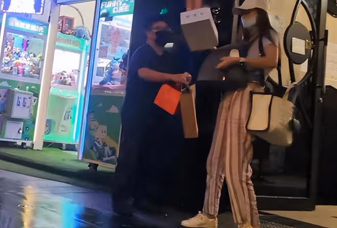 偶像劇女王林韋君新戀情曝光!與42歲男星回家過夜,慶祝44歲生日