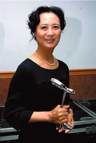 柏寒離世10年,才明白她彌留之際,為何要將31歲的兒子託付給海清