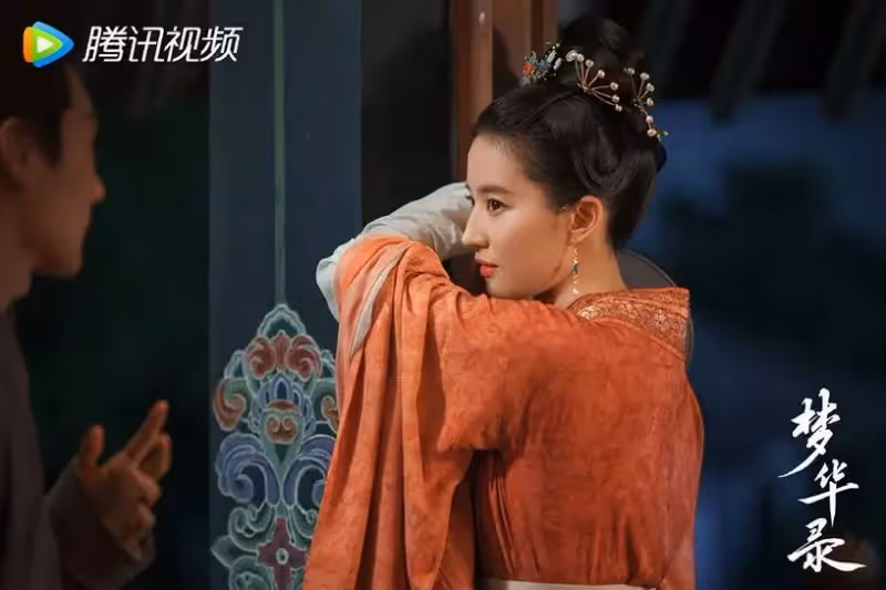 劉亦菲10個古裝角色!《夢華錄》嬌艷優雅,《神鵰》仙氣爆棚,《仙劍》最經典