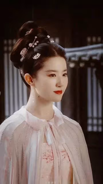 劉亦菲10個古裝角色!《夢華錄》嬌艷優雅,《神鵰》仙氣爆棚,《仙劍》最經典