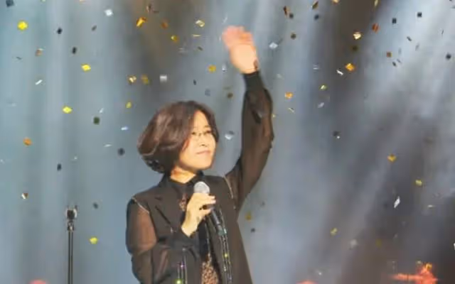 李仙姬:曾與張國榮搭檔,經歷兩段失敗婚姻,為何58歲單身?