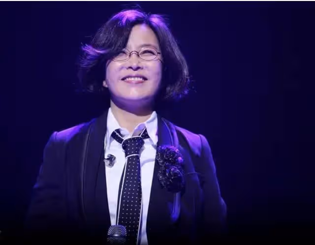 李仙姬:曾與張國榮搭檔,經歷兩段失敗婚姻,為何58歲單身?