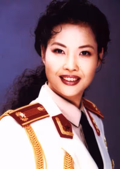 夢鴿不再逃避,用行動揭開與金鐵霖的真實關係,並非傳言那樣