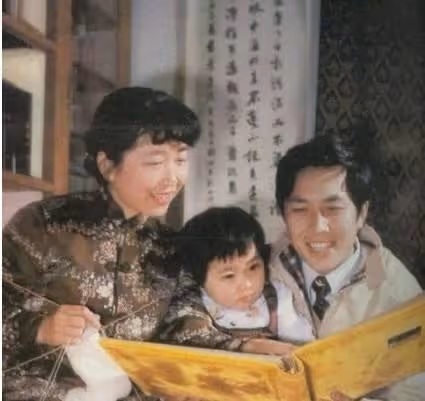 前妻除夕夜離世,唐國強卻轉身娶嬌妻壯麗,背後原因讓人不可思議