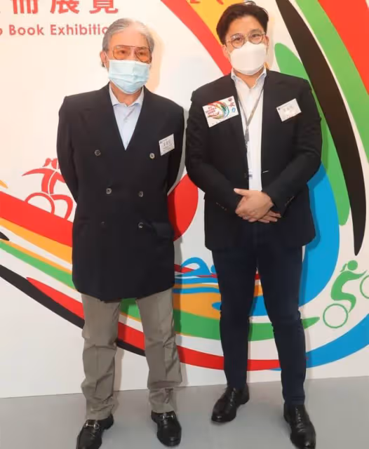 何超瓊喪母缺席活動,霍啟剛父子獨撐場面,透露郭晶晶有新計劃