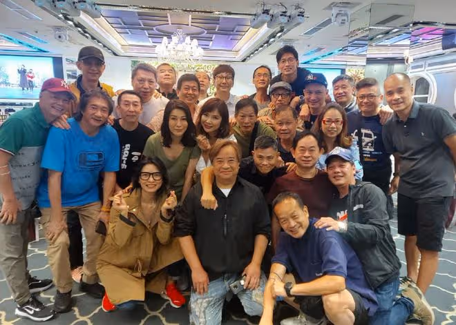 經典港劇辦25周年晚宴!盧惠光與前妻同場,陳惠敏抗癌成功精神好