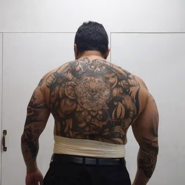 馬東錫「男友照」合集，「凶神惡煞」秒變「溫柔筋肉人」，看起來很可愛～