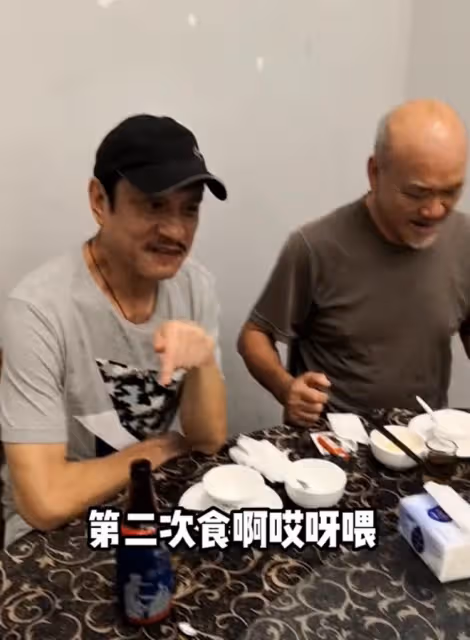 一眾港星齊聚佛山!吃簸箕蒸魚接地氣,「穆念慈」楊盼盼罕露面