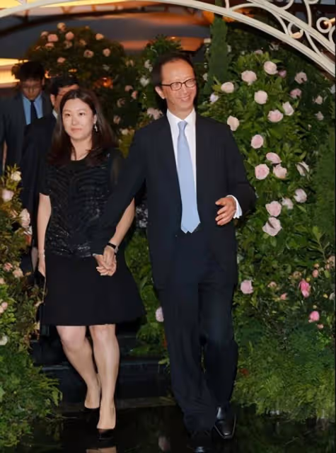 老夫少妻幸福麼,「跳水皇后」伏明霞被傳離婚,能作為驗證麼?
